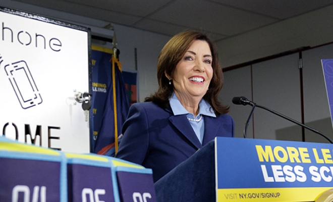 Hochul Cellphone Policy Ban 2025