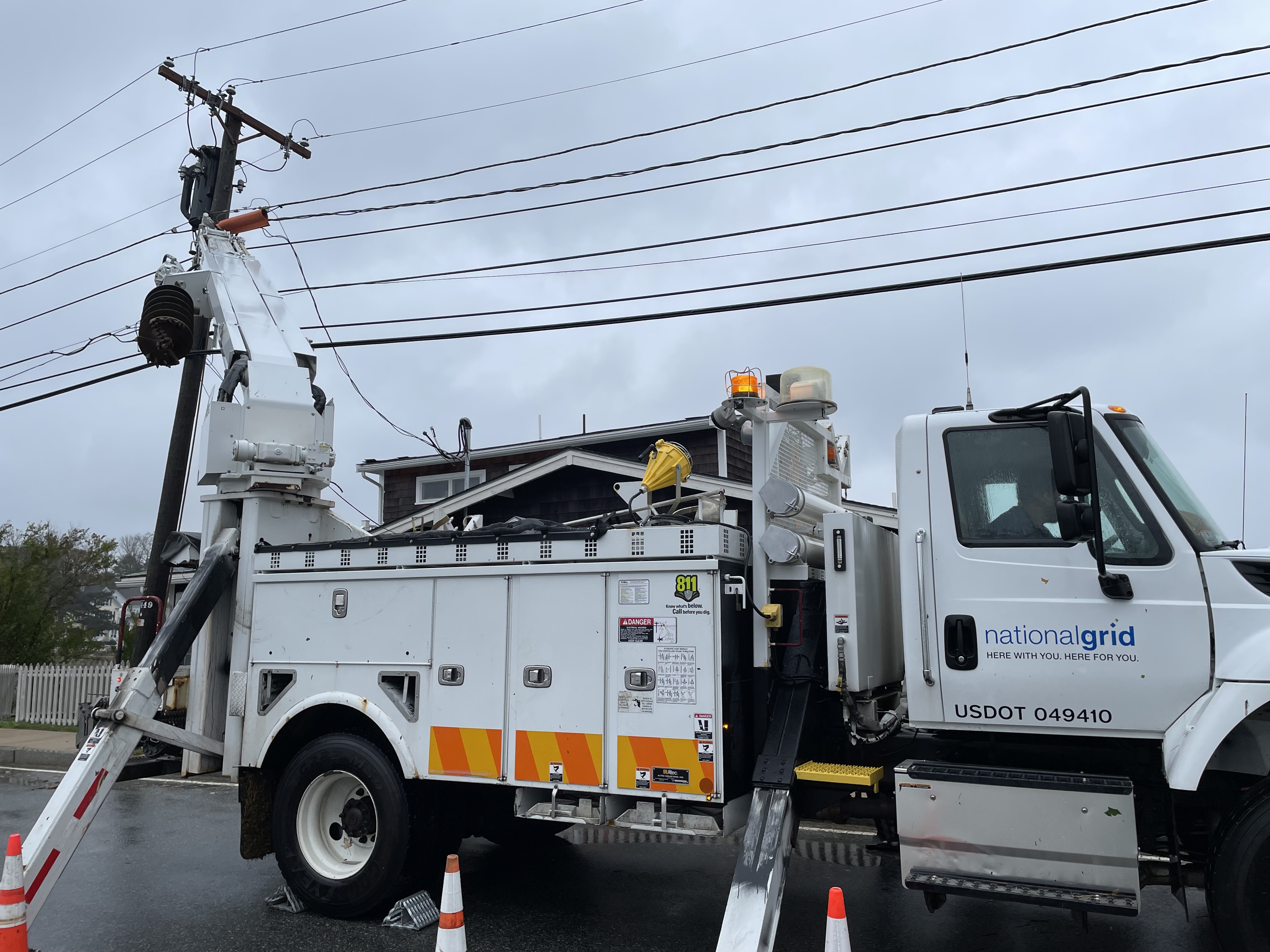 Flack Broadcasting National Grid crews work to restore power